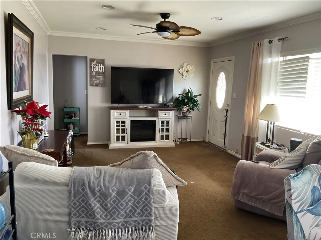 10655 Limonite, Jurupa Valley, California 91752 home-pic-10